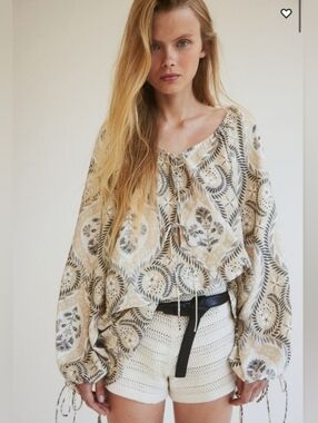 H&M Cream Printed Blouse Top Size: S